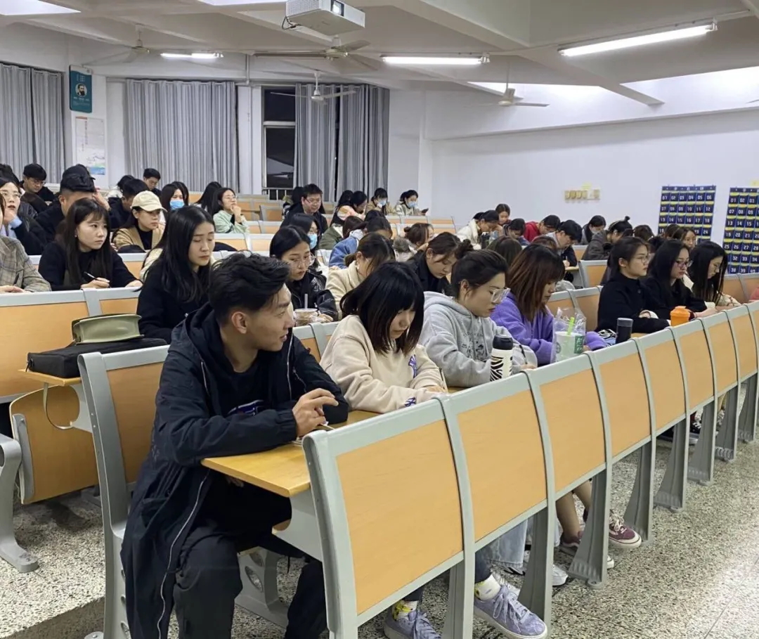 足球比分预测