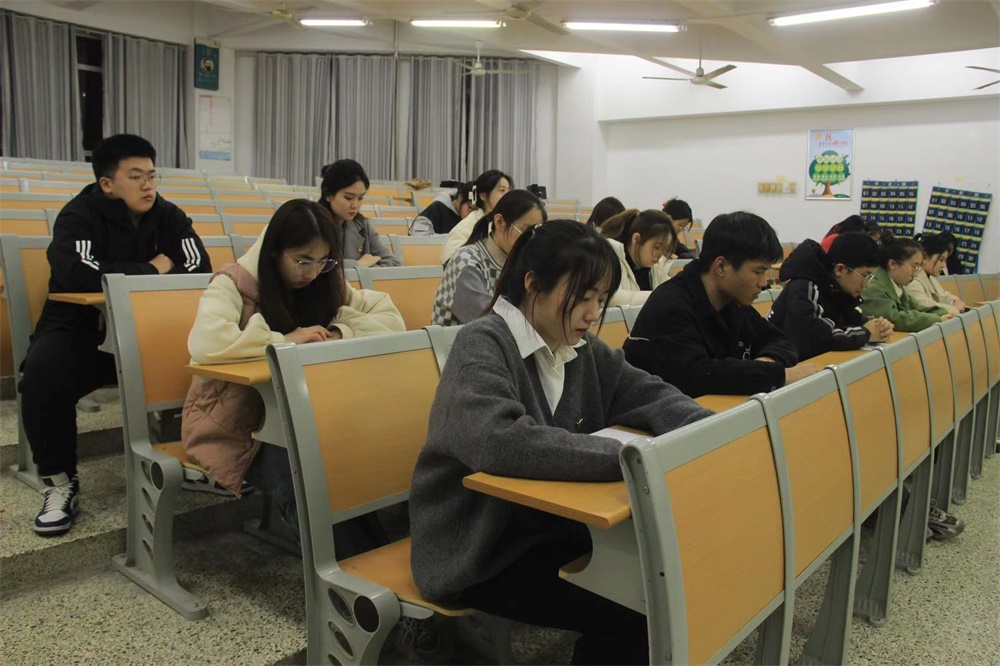 足球比分预测