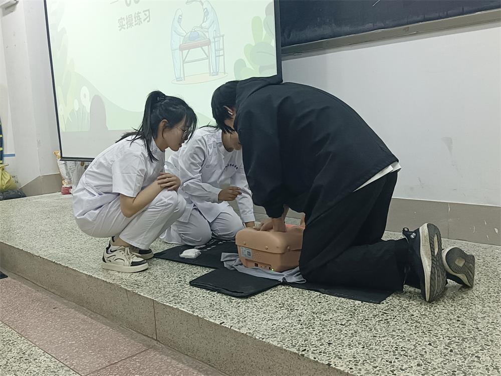 足球比分预测